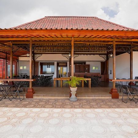 Oyo 2392 Nusa Dua Eling Inn Buitenkant foto