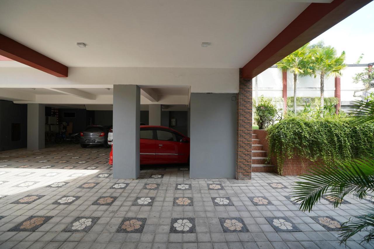 Oyo 2392 Nusa Dua Eling Inn Buitenkant foto