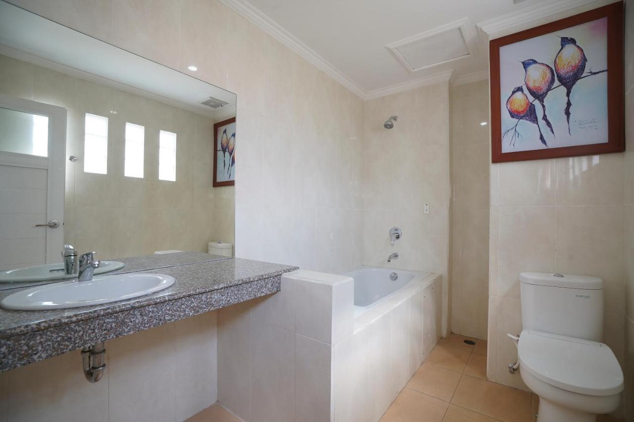Oyo 2392 Nusa Dua Eling Inn Buitenkant foto