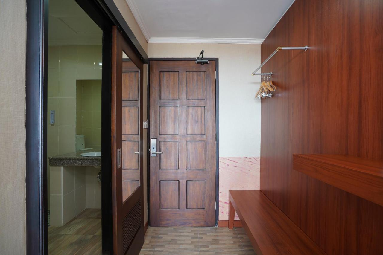 Oyo 2392 Nusa Dua Eling Inn Buitenkant foto