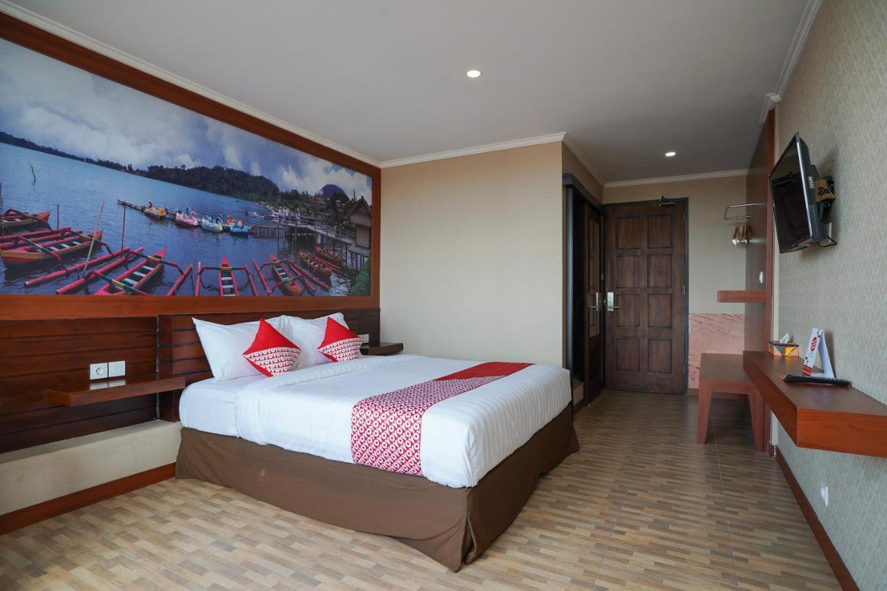 Oyo 2392 Nusa Dua Eling Inn Buitenkant foto